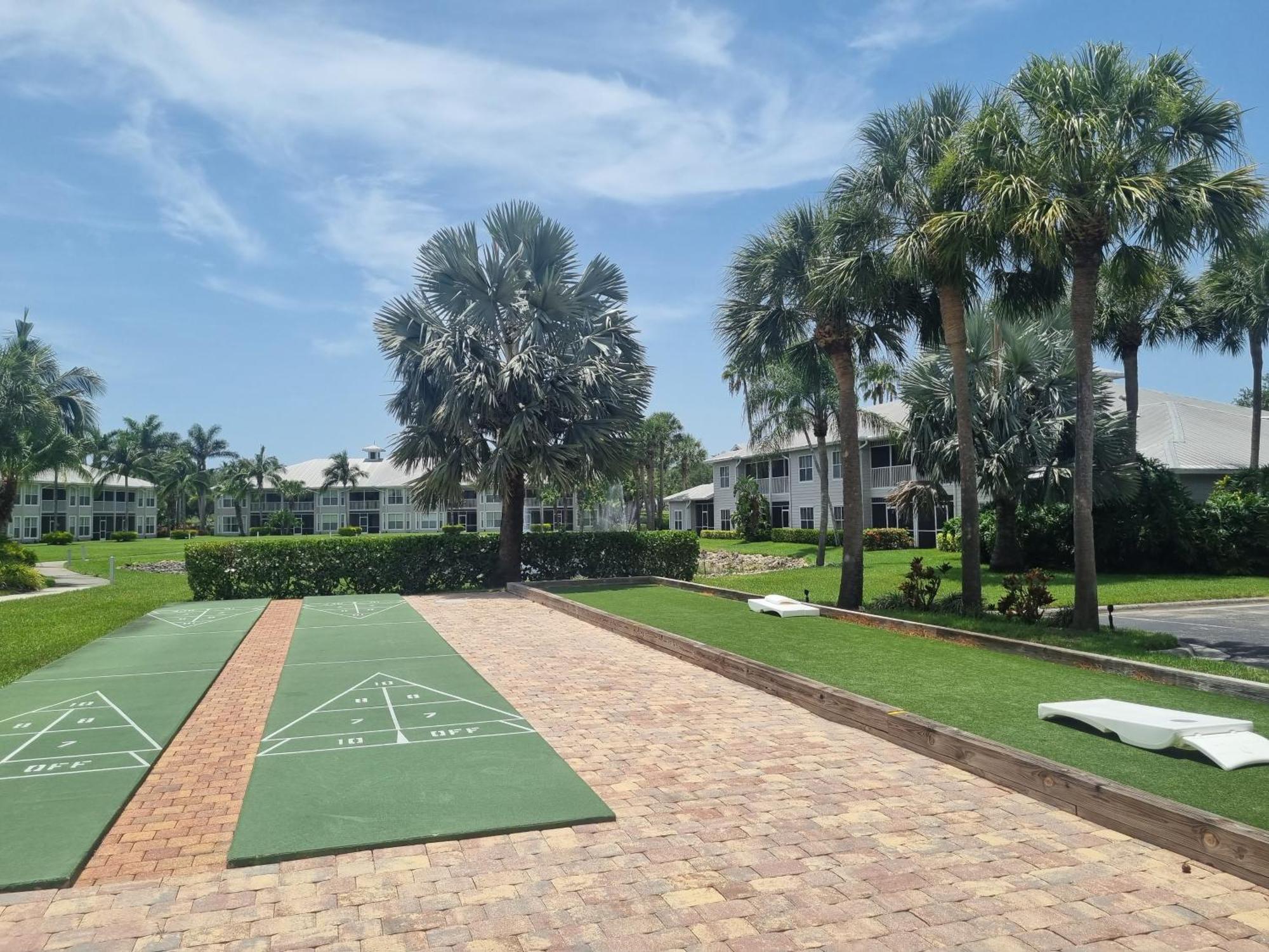 Stunning 2-Bedroom Plus Den Condo In Greenlinks Resort Naples Luaran gambar