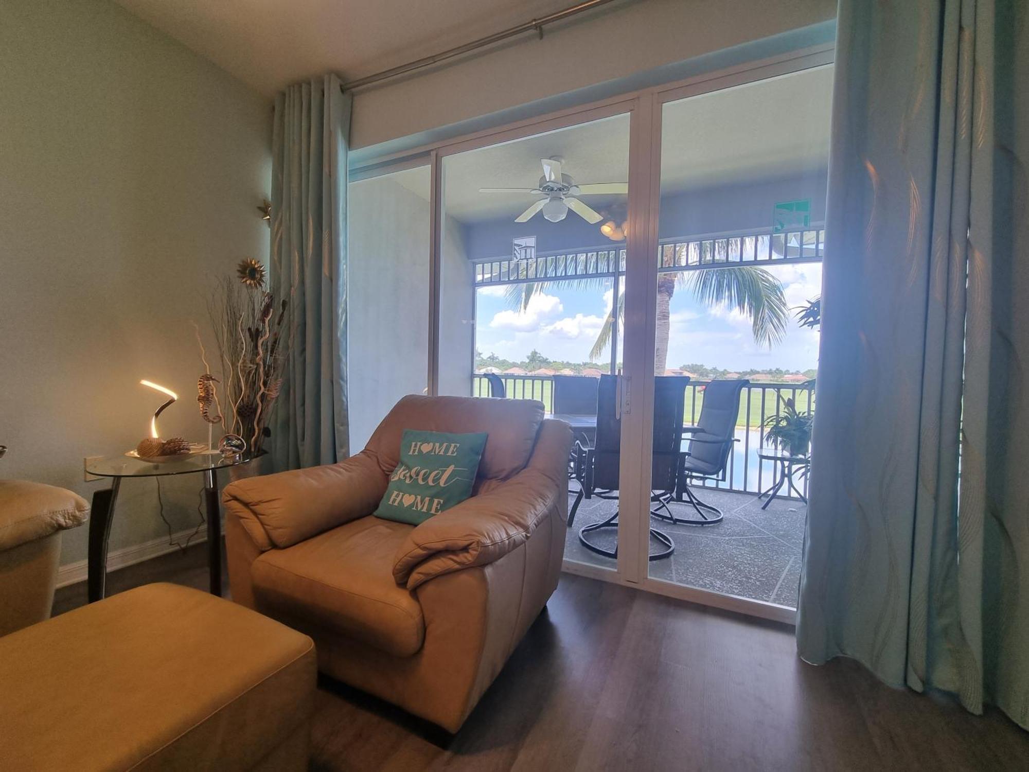 Stunning 2-Bedroom Plus Den Condo In Greenlinks Resort Naples Luaran gambar