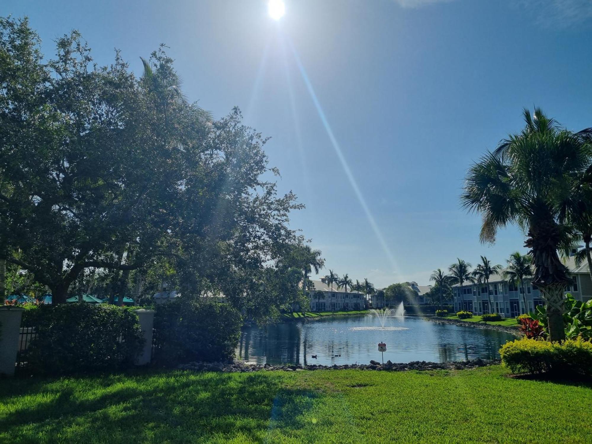 Stunning 2-Bedroom Plus Den Condo In Greenlinks Resort Naples Luaran gambar