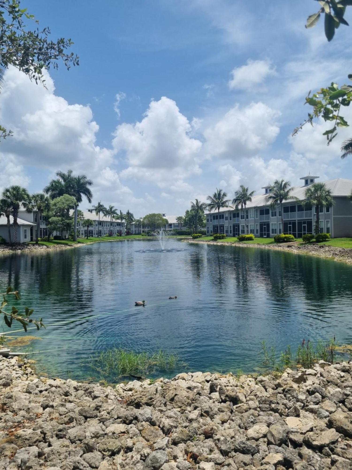Stunning 2-Bedroom Plus Den Condo In Greenlinks Resort Naples Luaran gambar